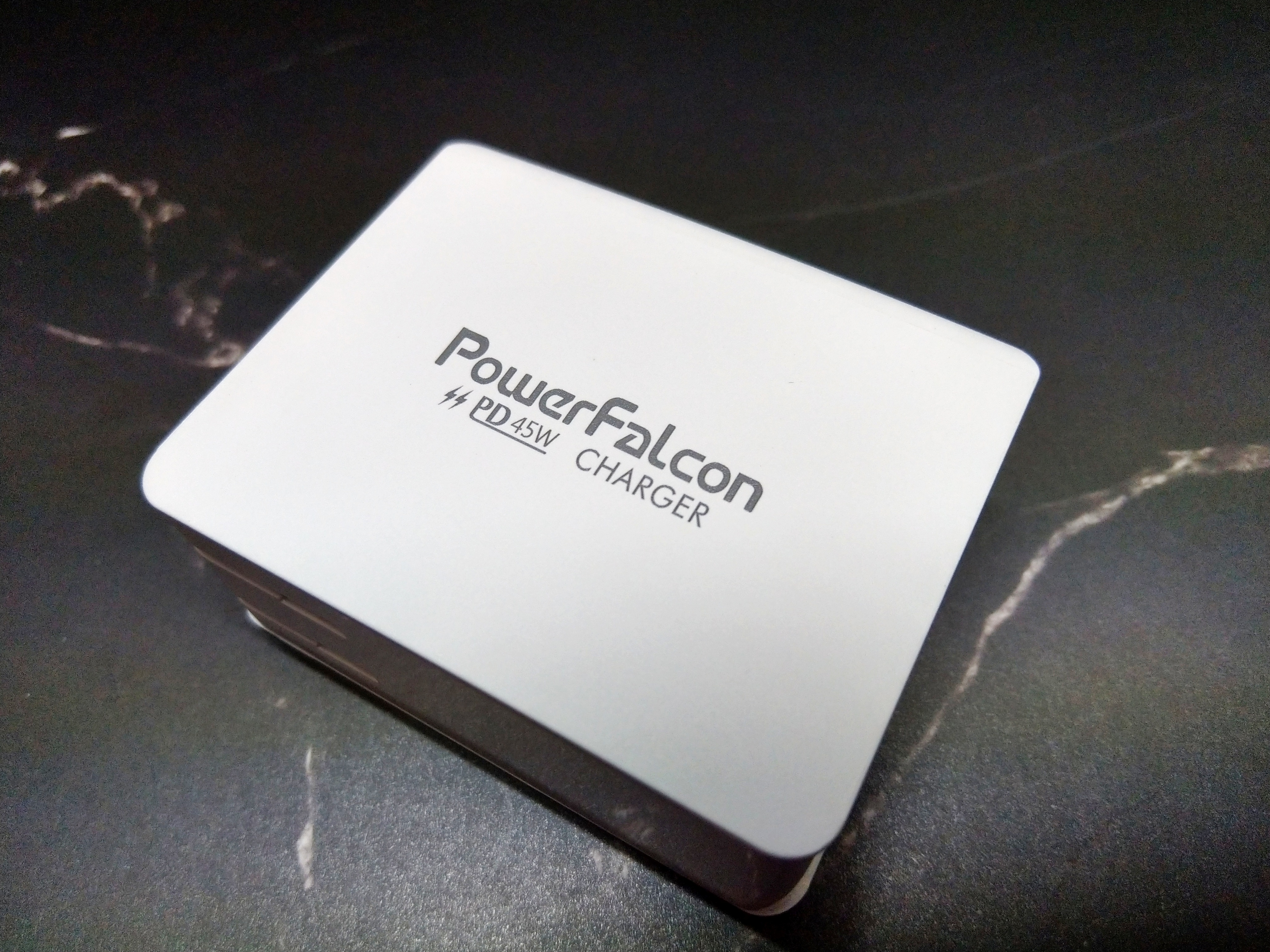PowerFalcon－PD 45W USB-C充電器、對比小米PD充電器、PD快速充電實測
