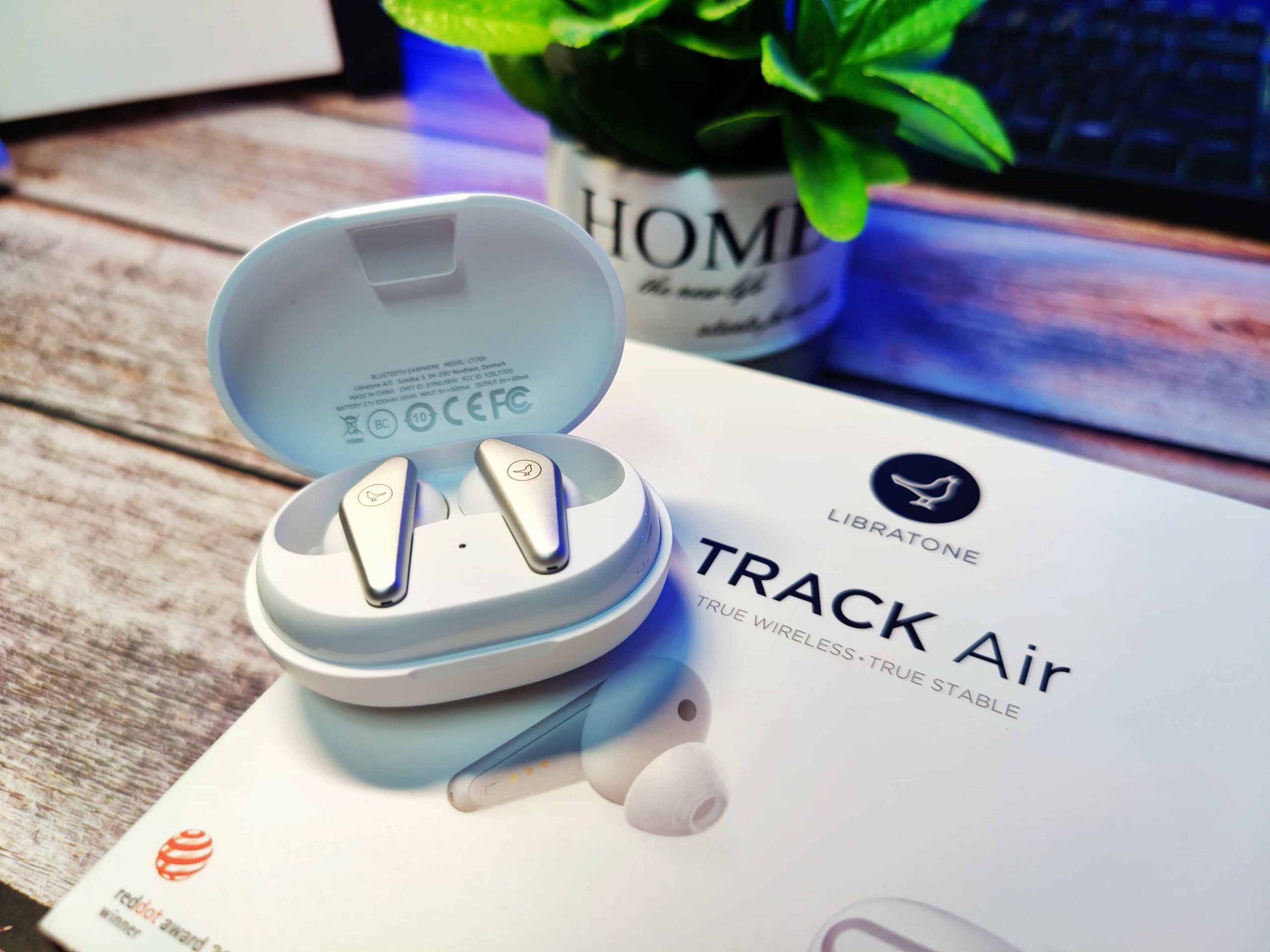 LIBRATONE TRACK Air真無線藍牙耳機 – 來自北歐純粹之聲、收音清晰做工精細