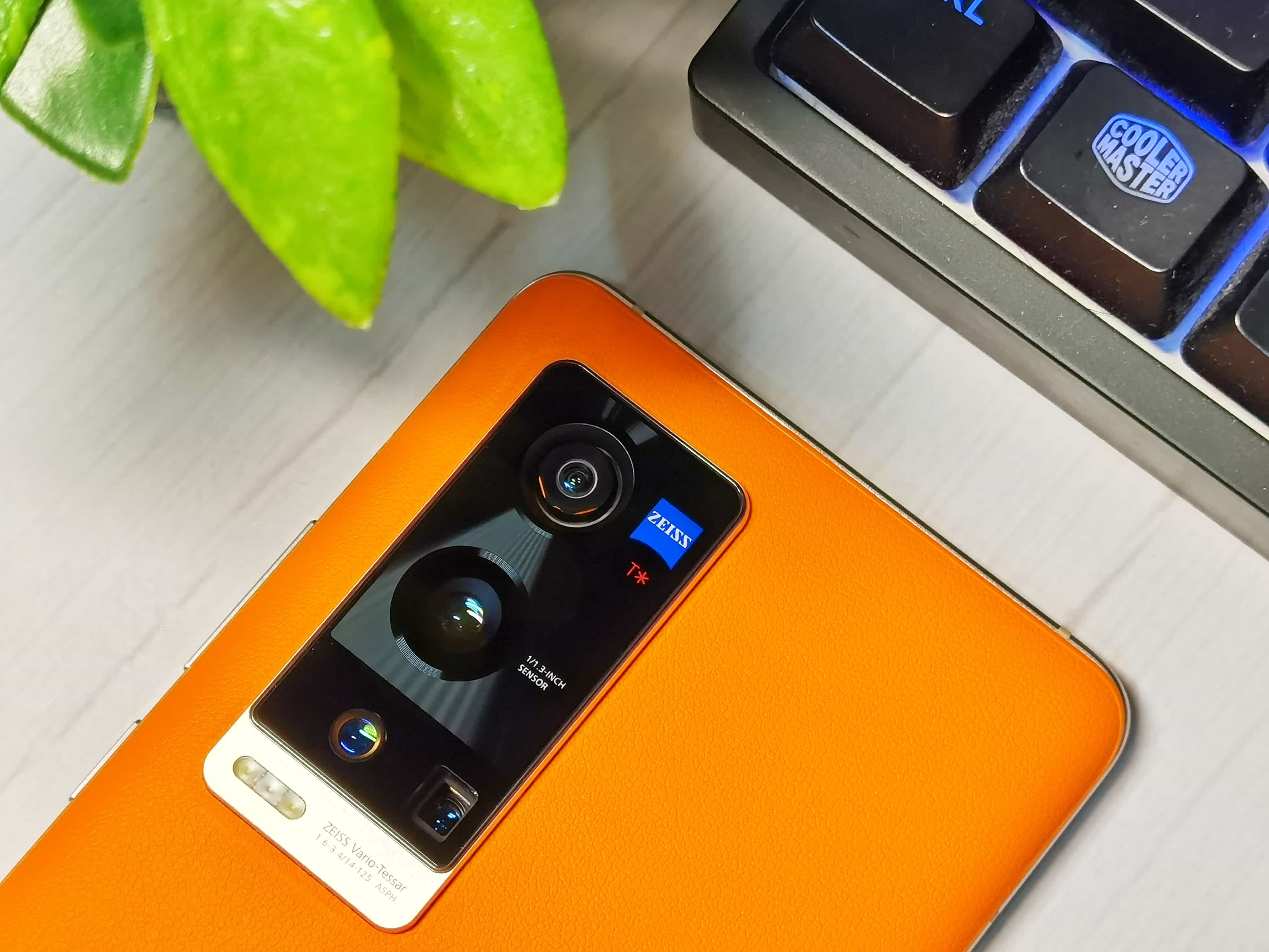 Vivo X60 Pro+ 開箱簡易上手 – 預約2021最佳拍照手機！
