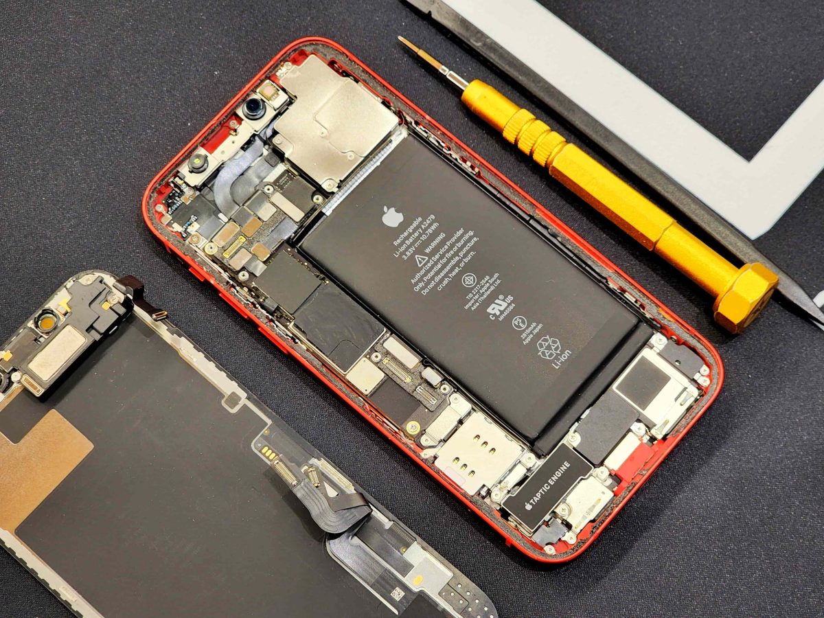 手機螢幕破裂-彰化iPhone螢幕維修