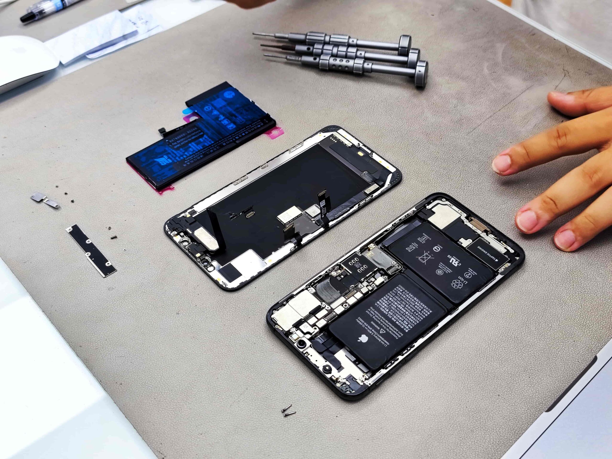 台中 iPhone 維修推薦 – APicu 為你拯救 iPhone 泡水、換電池、任何 iPhone維修大小事