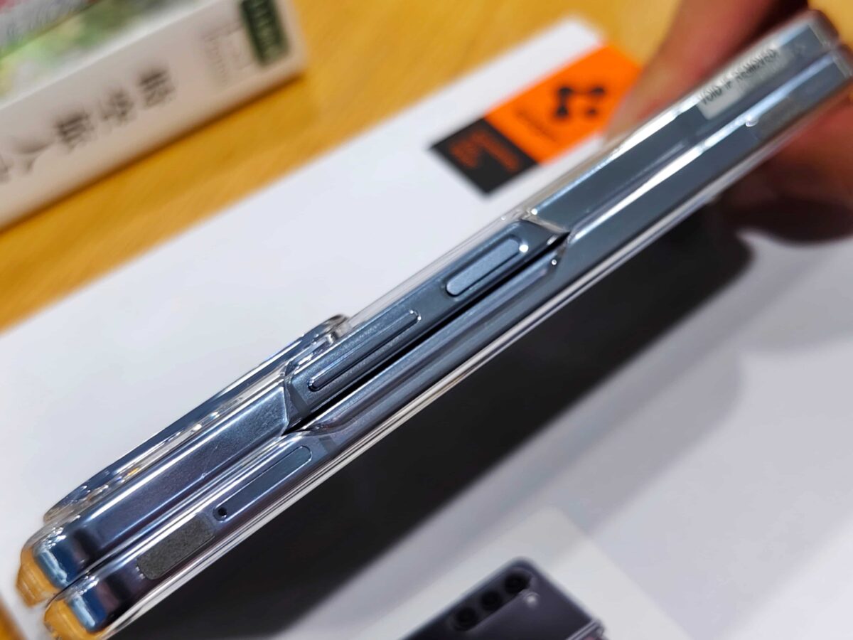 Samsung 三星摺疊機保護殼推薦 - 10款 Z Flip 5、Z Fold 5 手機保護殼開箱 - 科技生活 - teXch