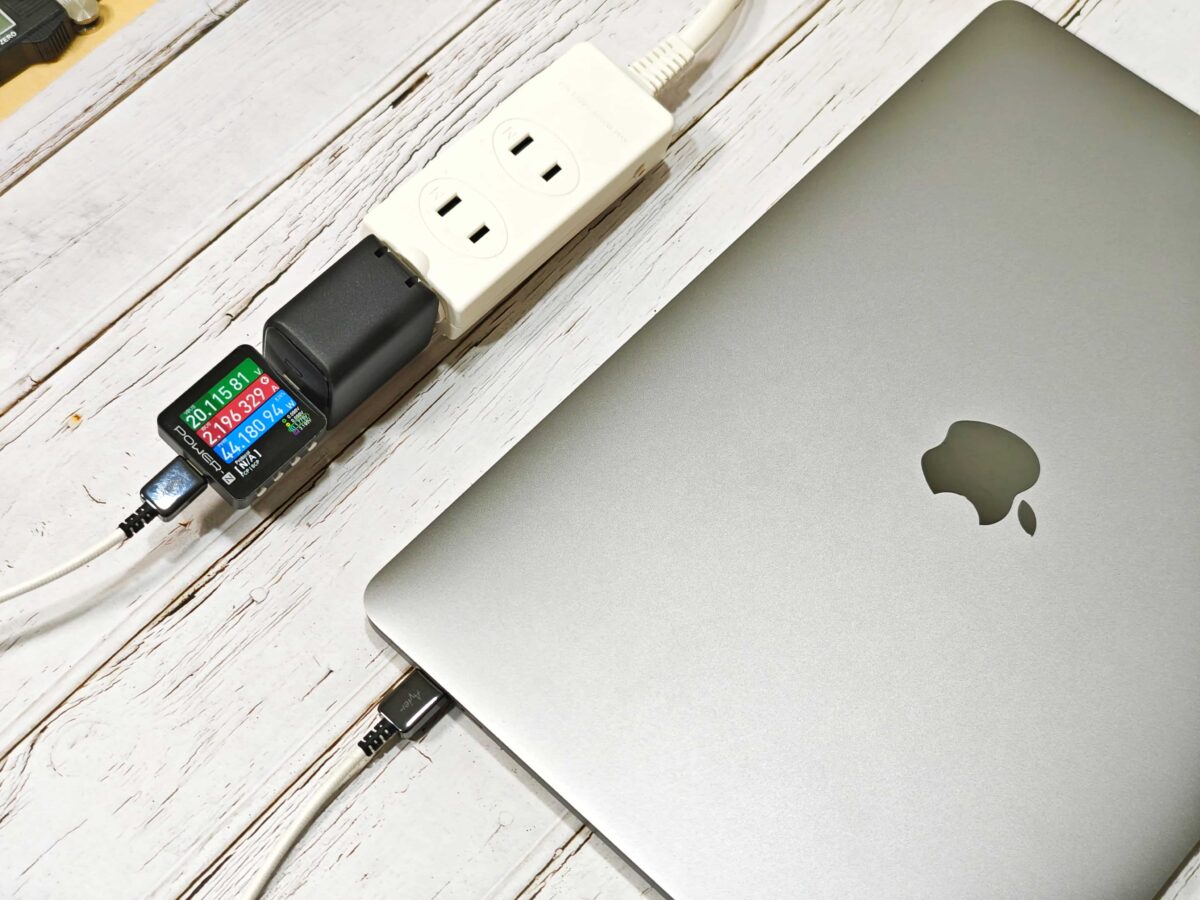 AUKEY氮化鎵GaN充電器開箱 - MacBook、iPhone、Samsung手機通用的充電器 - aukey充電器 - 科技生活 - teXch